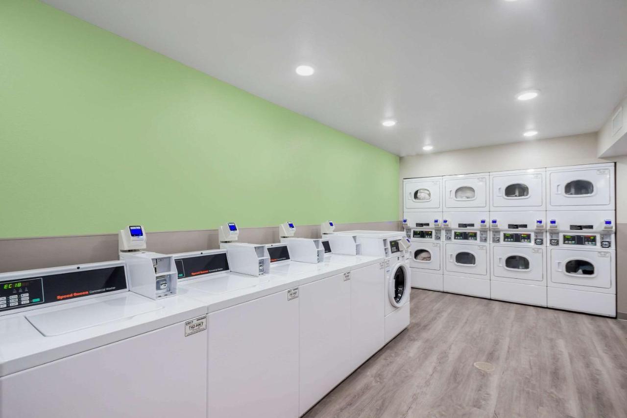 Woodspring Suites Chicago Addison Eksteriør bilde